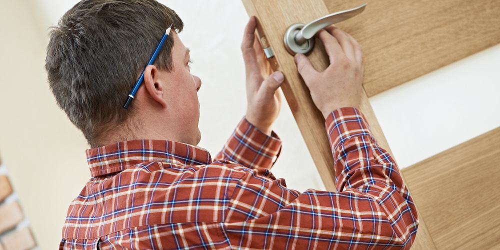 Установка межкомнатных дверей в Йошкар-Оле